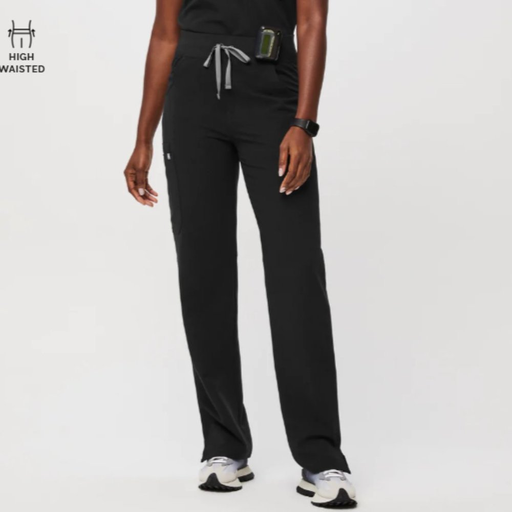 FIGS High Waisted Kade™ Cargo Scrub Pants